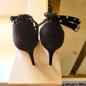 Shoes John John